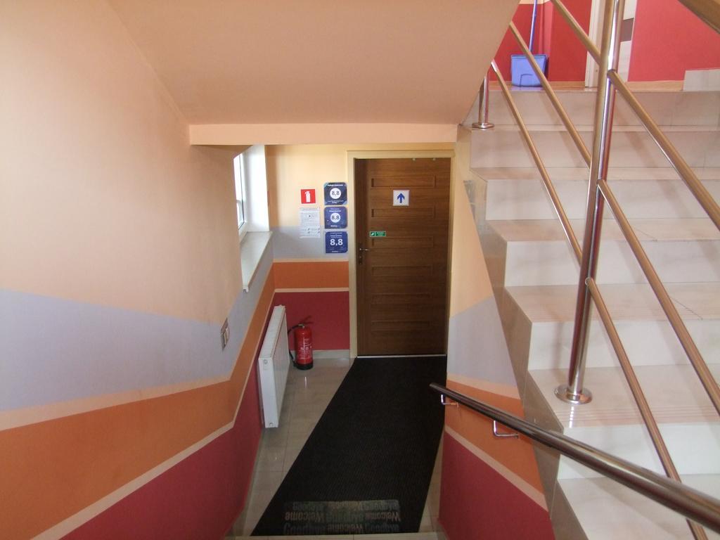 Warnenczyka 85A Bezplatny Parking, Faktura, Prywatna Lazienka, Klimatyzacja رشيشوف المظهر الخارجي الصورة